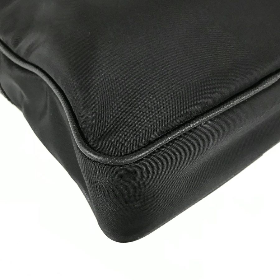 プラダ ショルダーバッグ