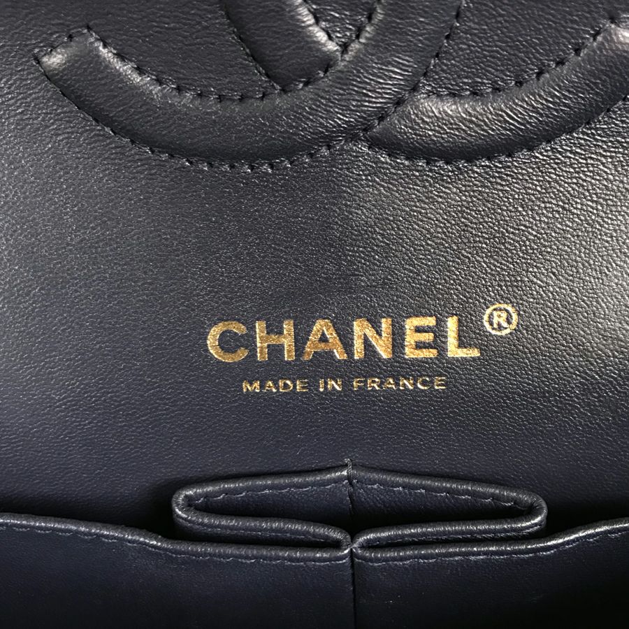 シャネル ショルダーバッグ