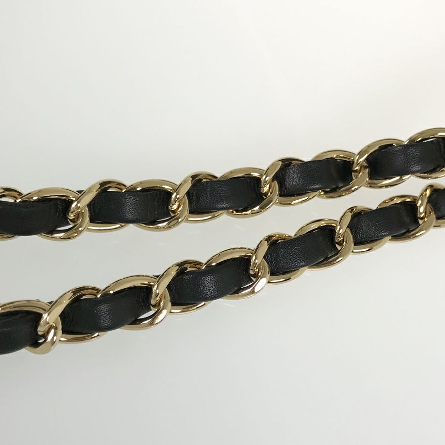 シャネル ショルダーバッグ