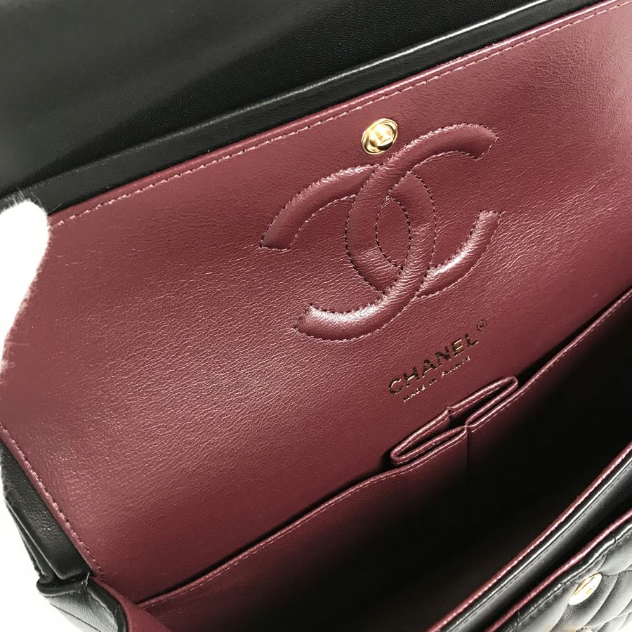 シャネル ショルダーバッグ