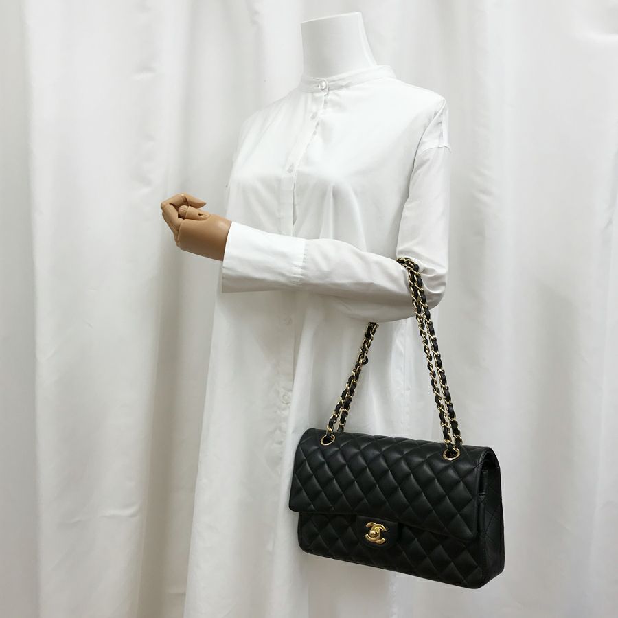 シャネル ショルダーバッグ