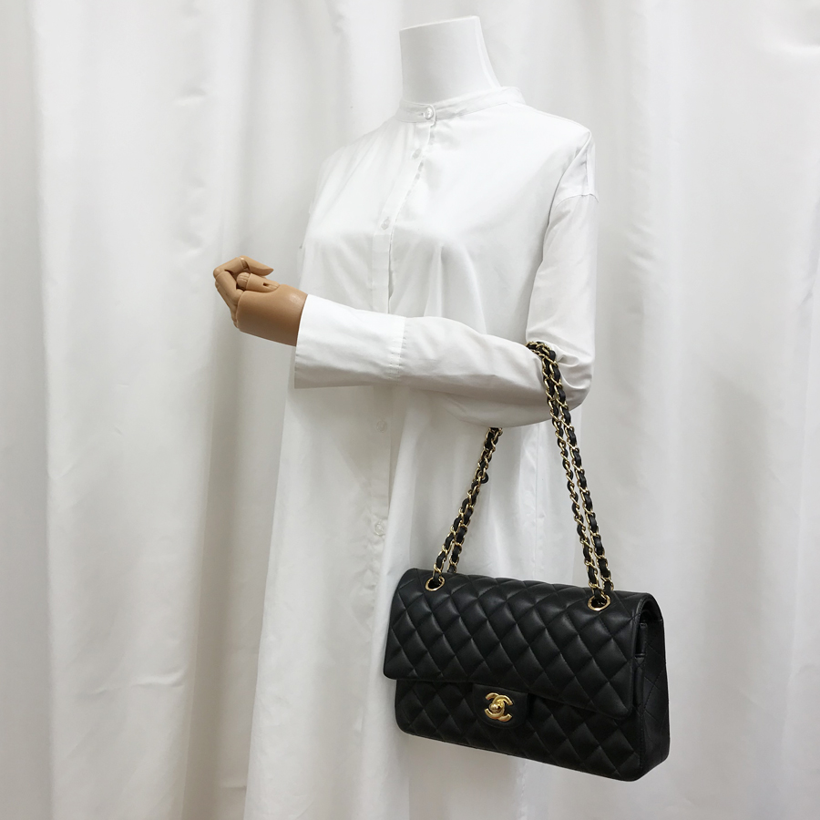 シャネル ショルダーバッグ