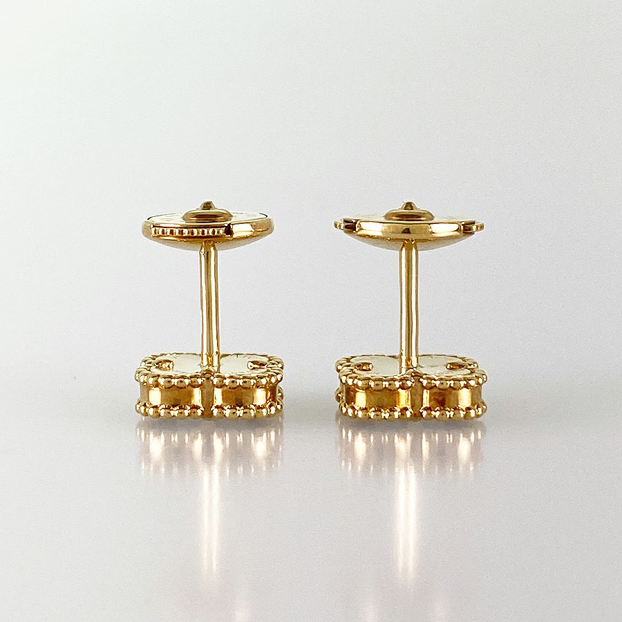 ヴァンクリーフ＆アーペル ピアス