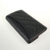 シャネル 三つ折り財布