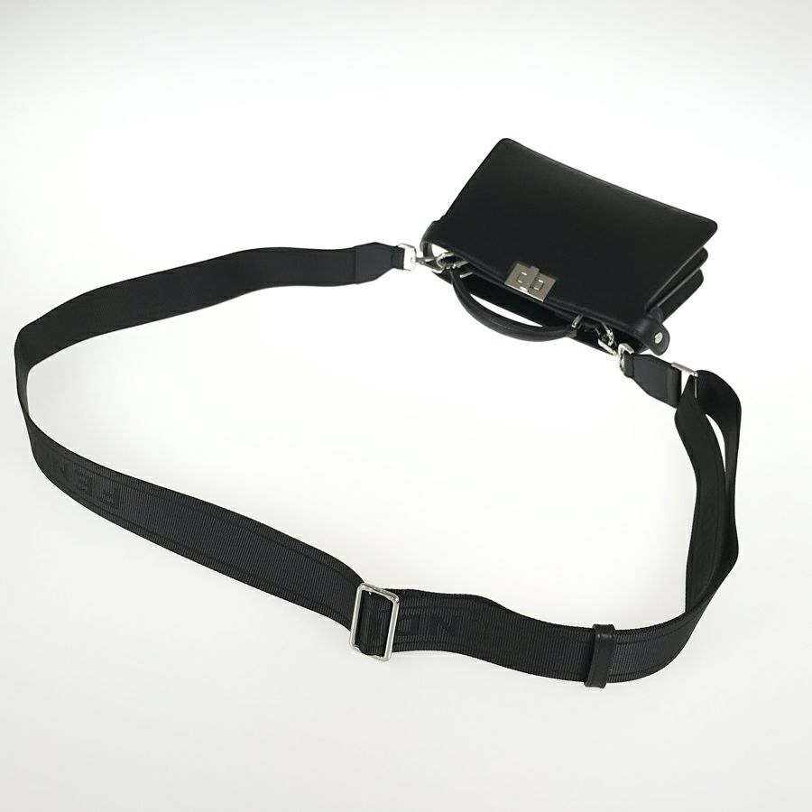 フェンディ ハンドバッグ