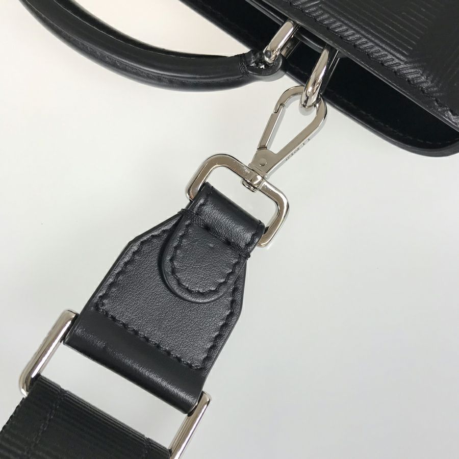 フェンディ ハンドバッグ