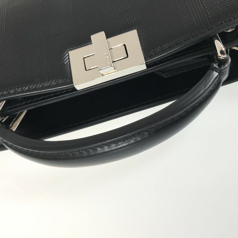 フェンディ ハンドバッグ