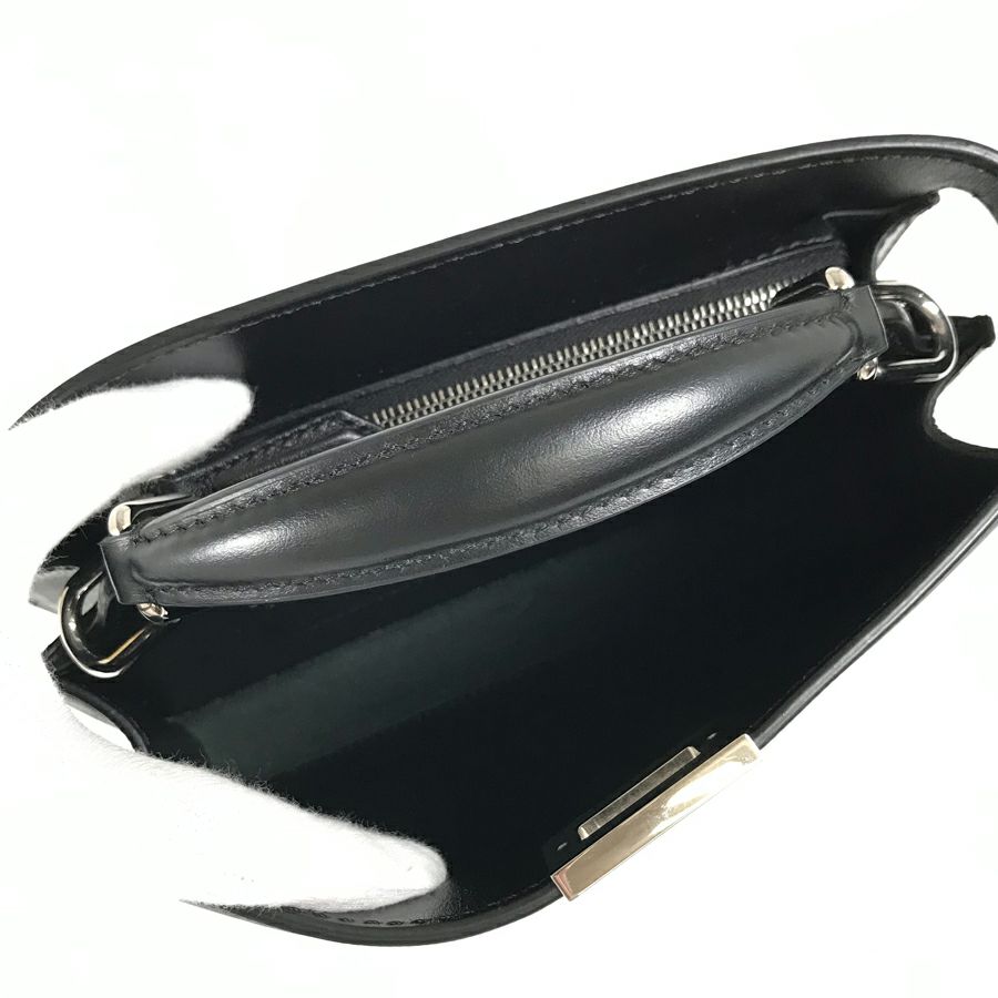 フェンディ ハンドバッグ