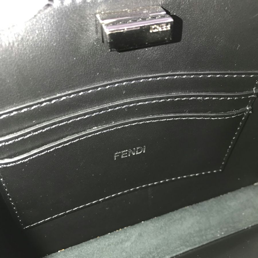フェンディ ハンドバッグ