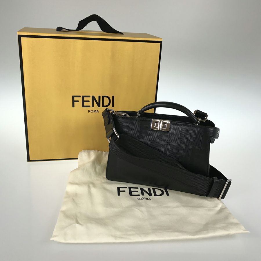 フェンディ ハンドバッグ