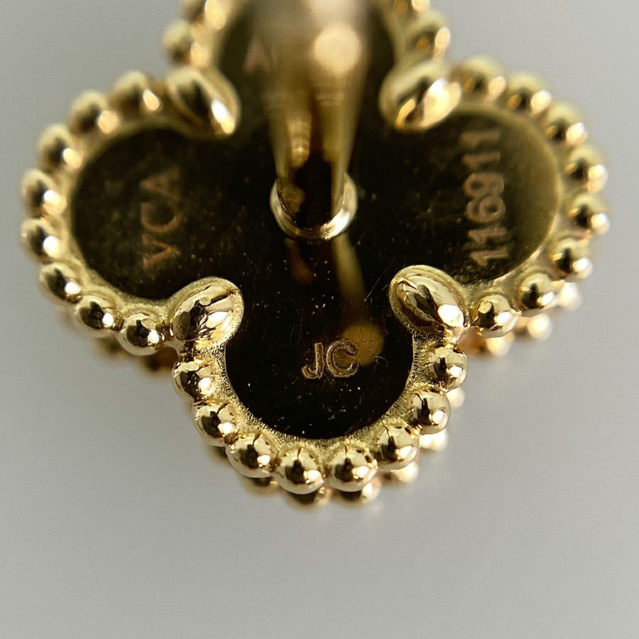 ヴァンクリーフ＆アーペル ピアス