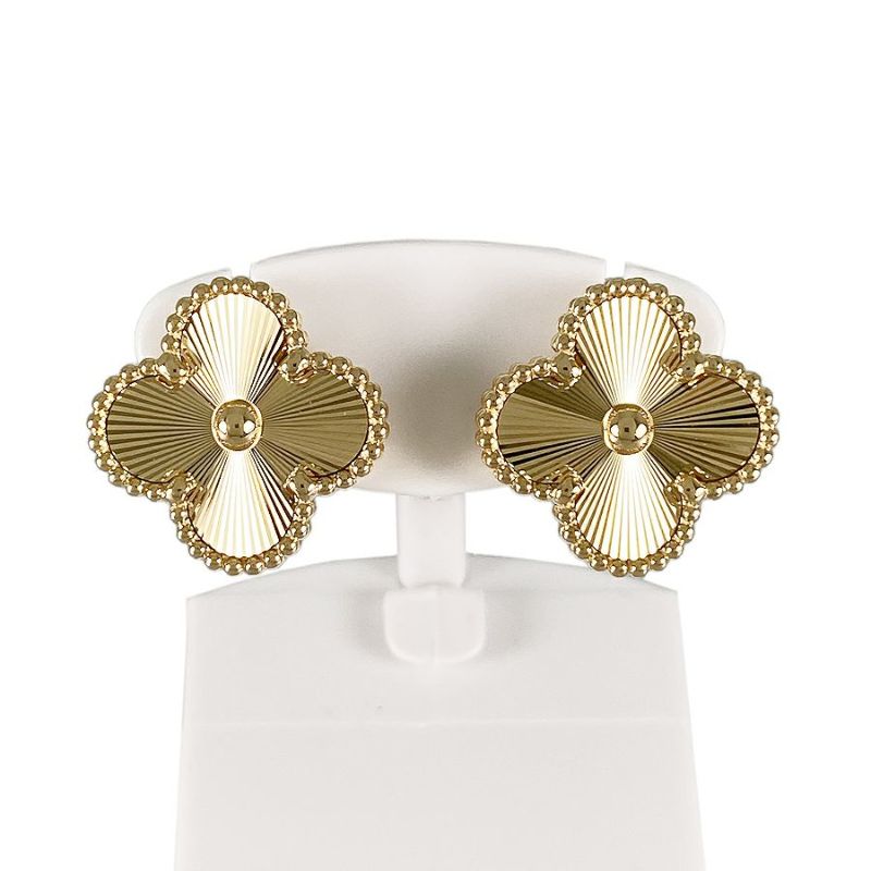 ヴァンクリーフ＆アーペル イヤリング