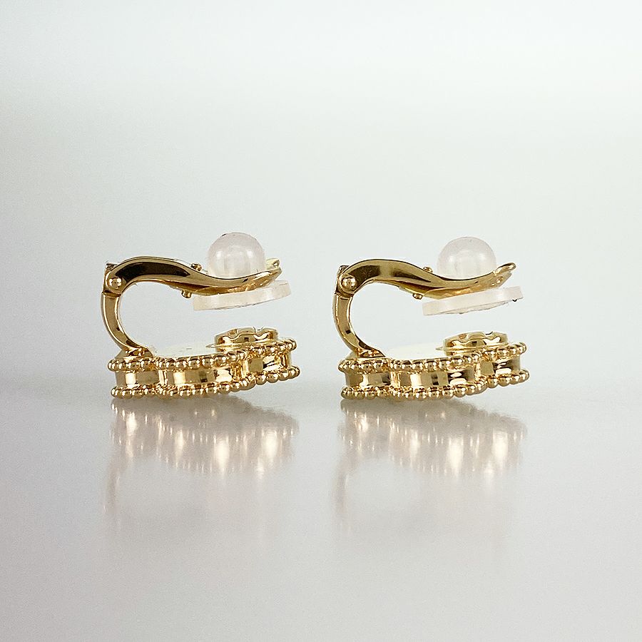 ヴァンクリーフ＆アーペル イヤリング