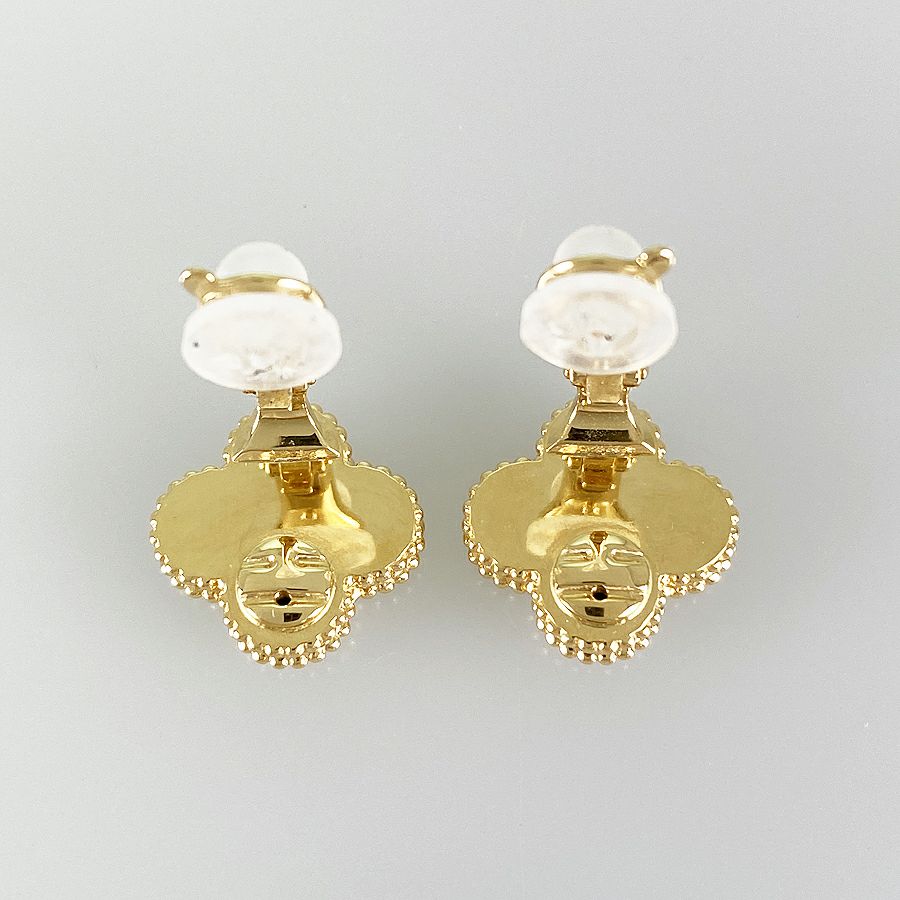 ヴァンクリーフ＆アーペル イヤリング