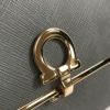 サルヴァトーレフェラガモ 二つ折り財布