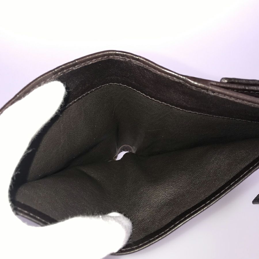 グッチ 二つ折り財布