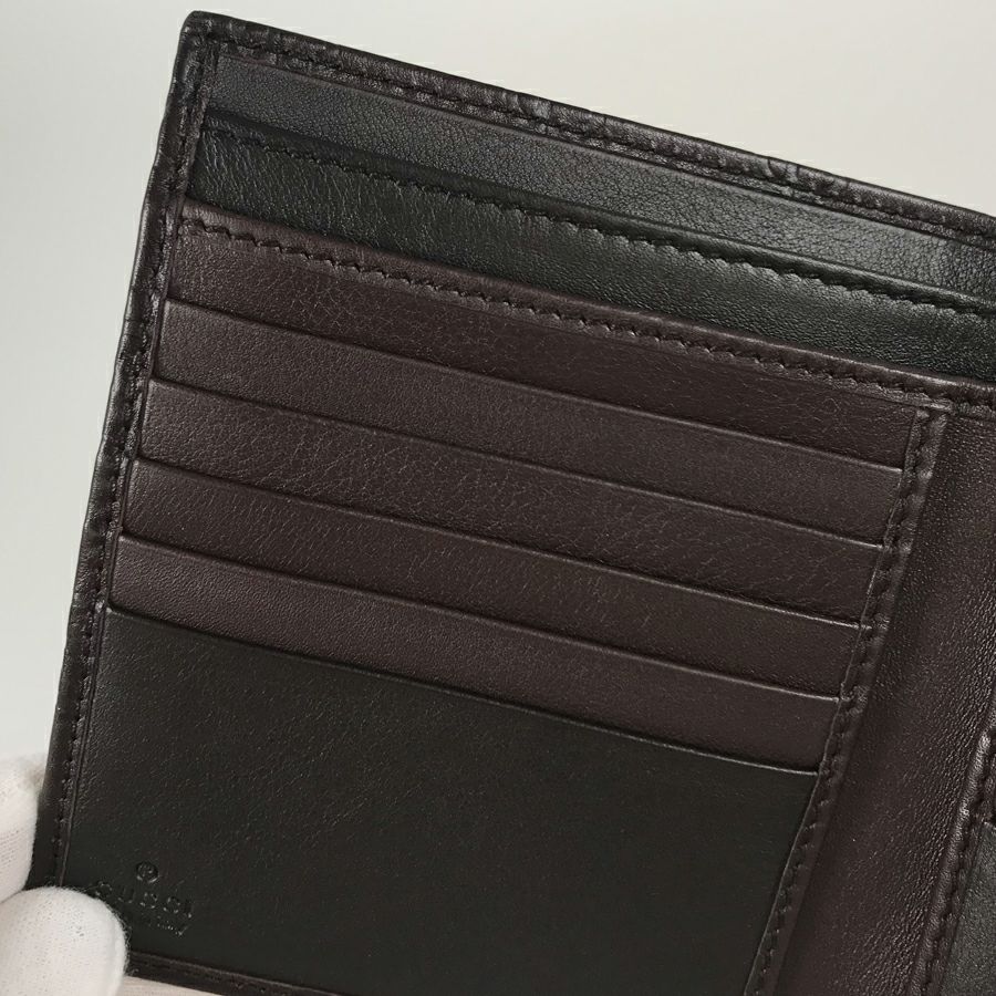 グッチ 二つ折り財布
