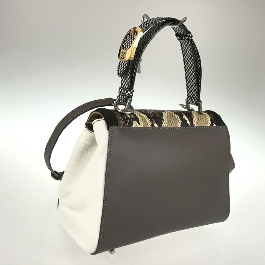 フェンディ ハンドバッグ