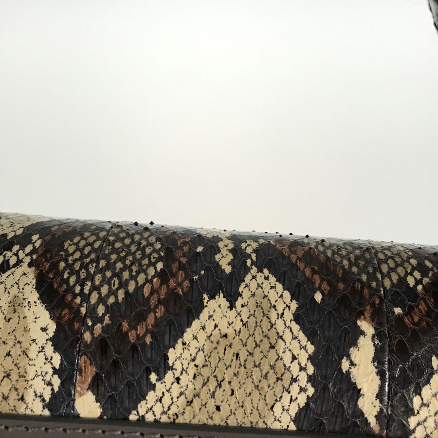 フェンディ ハンドバッグ