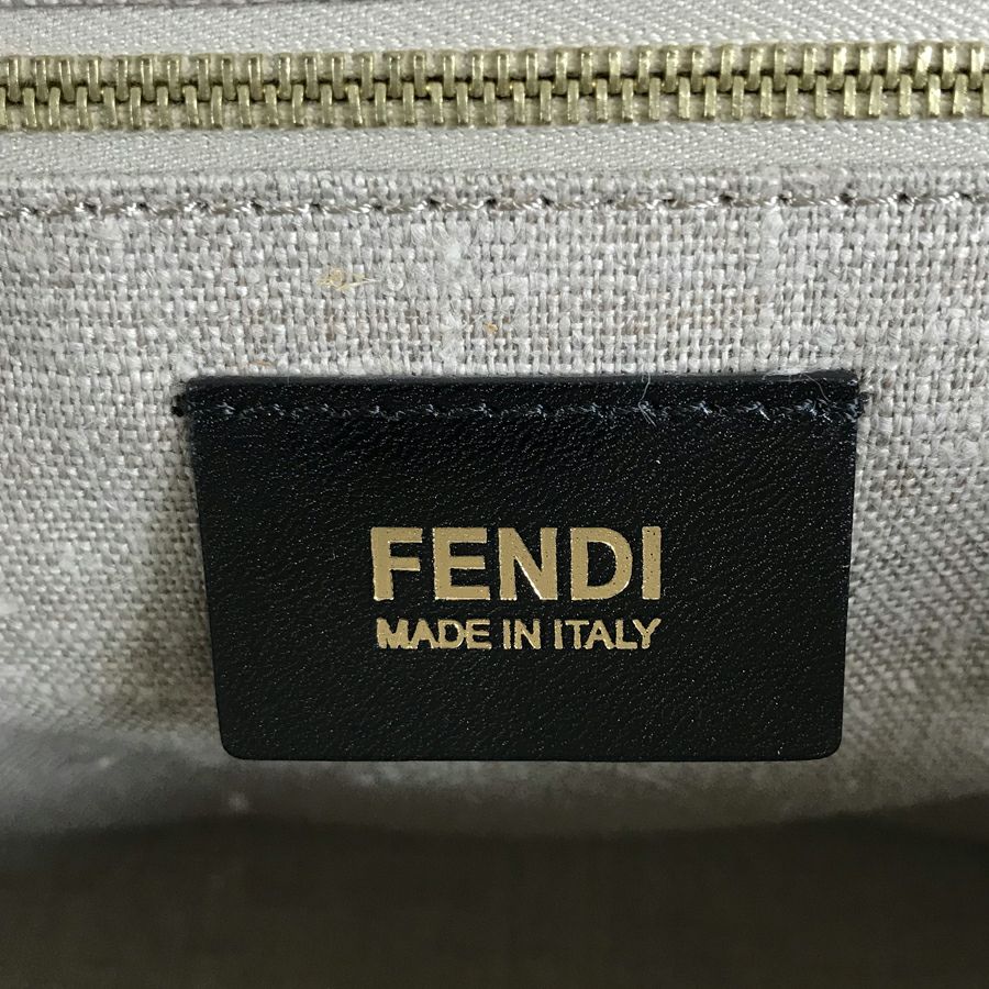 フェンディ ハンドバッグ