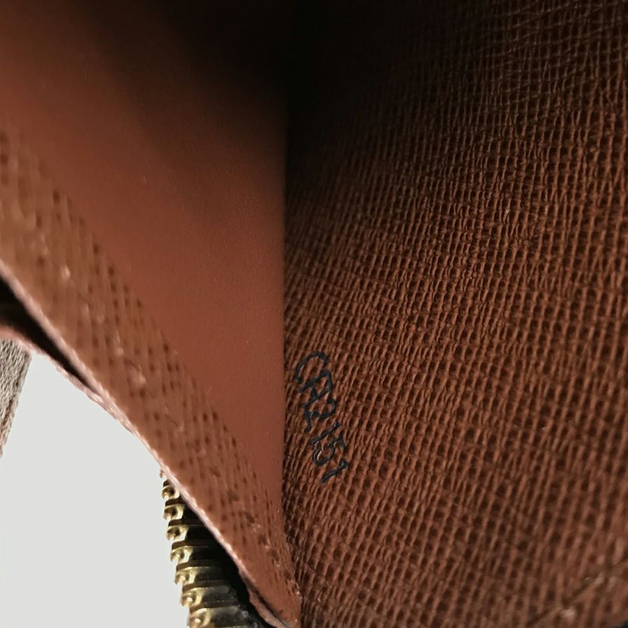 ルイ・ヴィトン 長財布 ラウンドファスナー