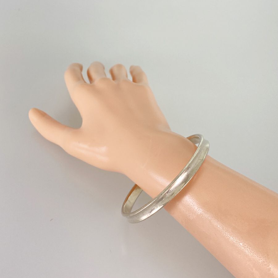 ティファニー バングル