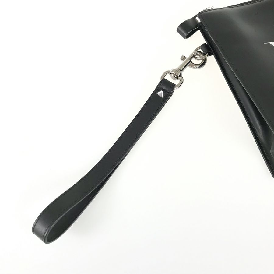 ヴァレンティノ ガラヴァーニ クラッチバッグ