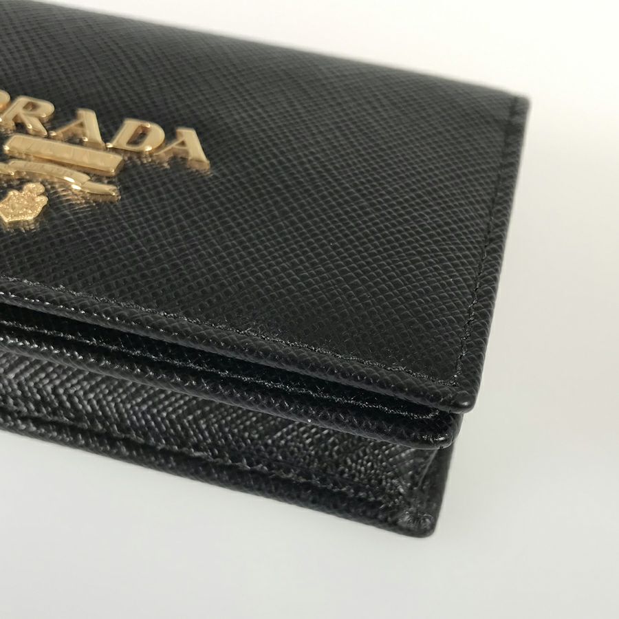 プラダ 名刺入れ