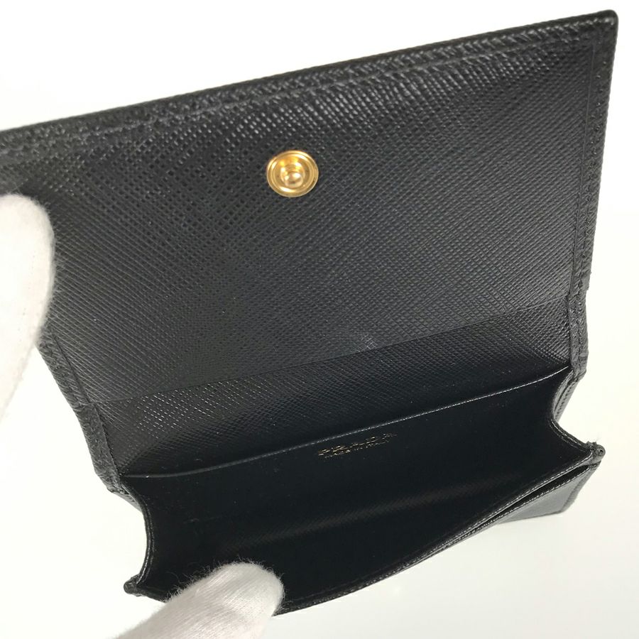 プラダ 名刺入れ