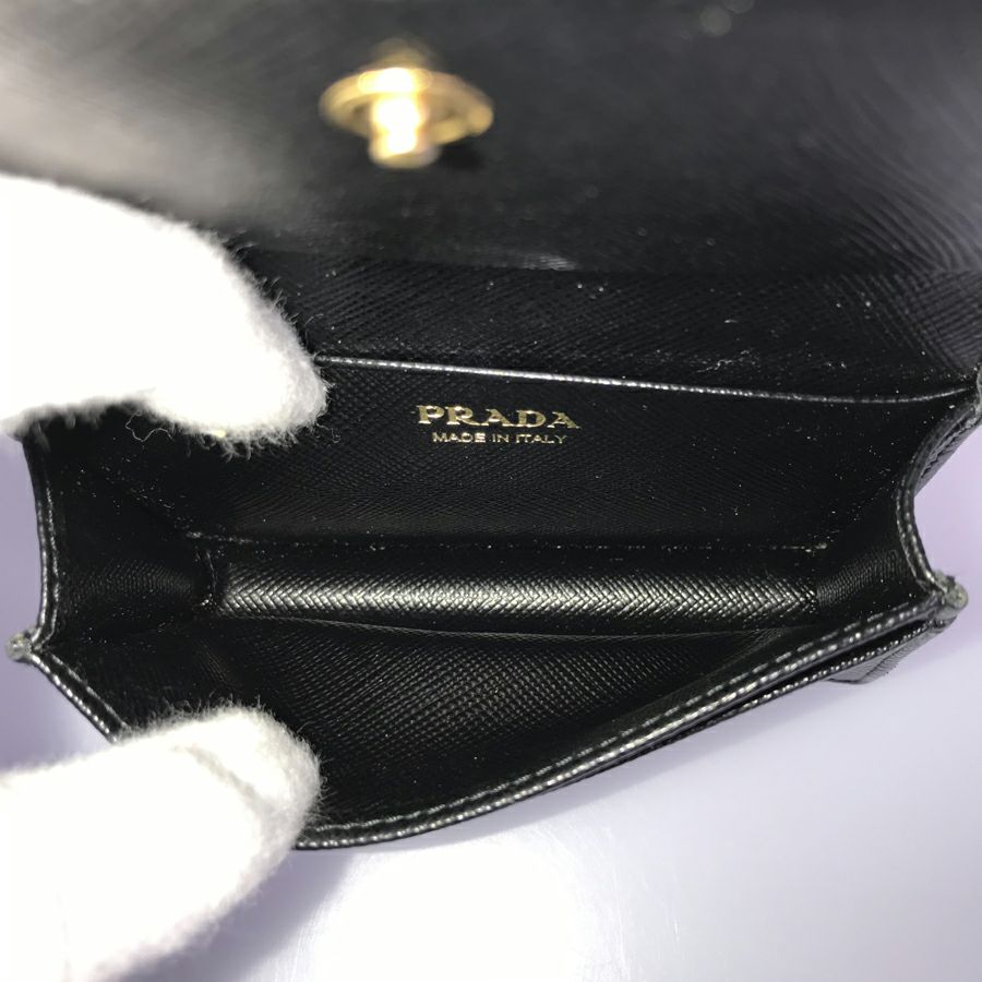 プラダ 名刺入れ