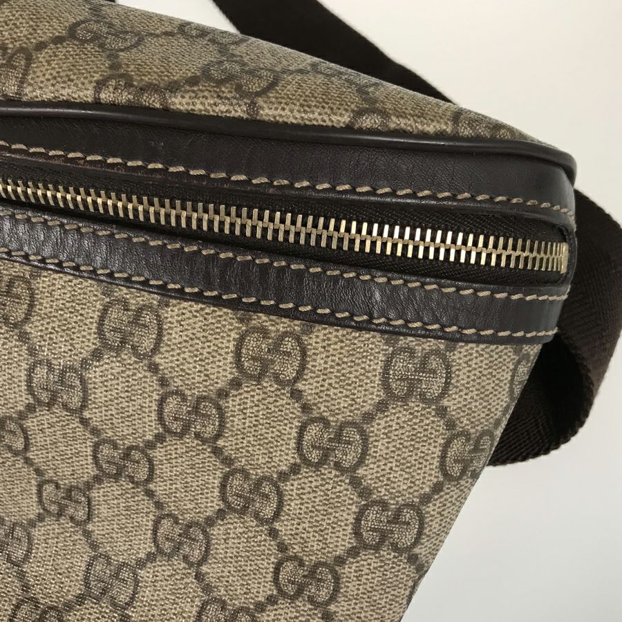 グッチ ボディバッグ