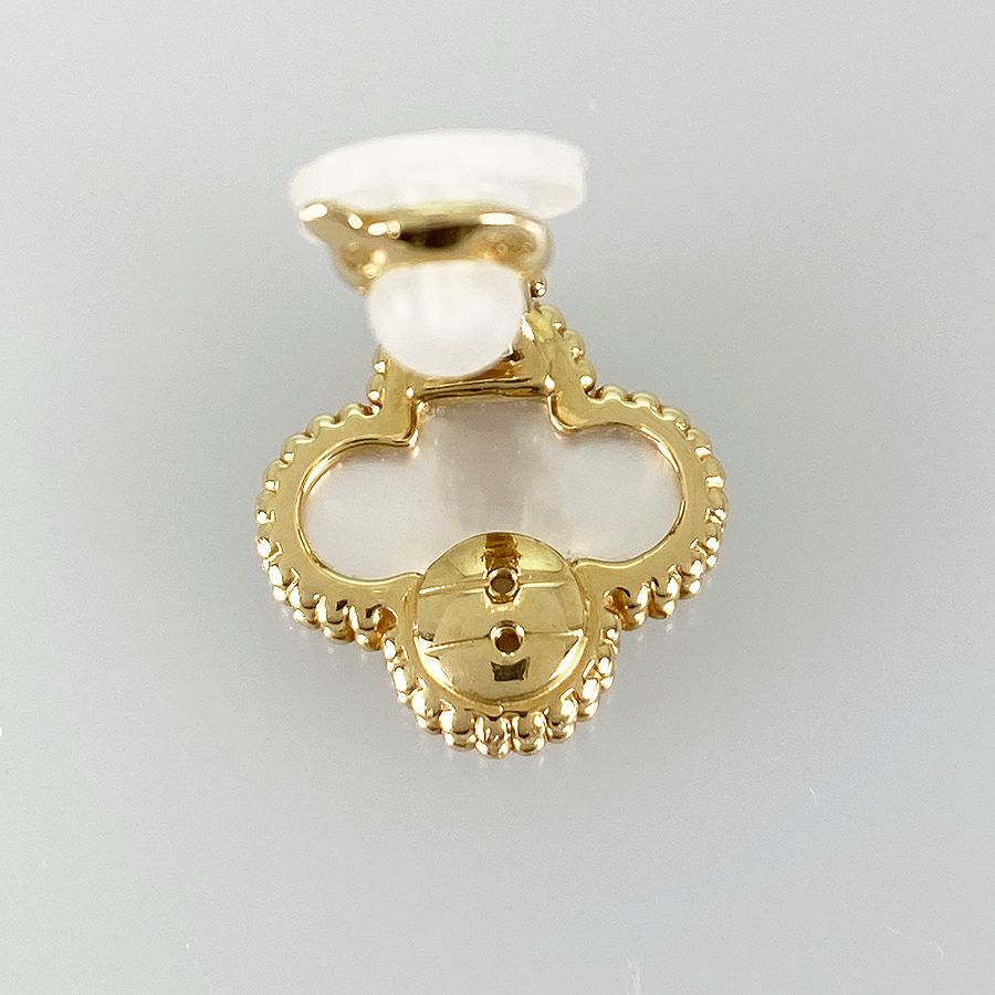 ヴァンクリーフ＆アーペル イヤリング