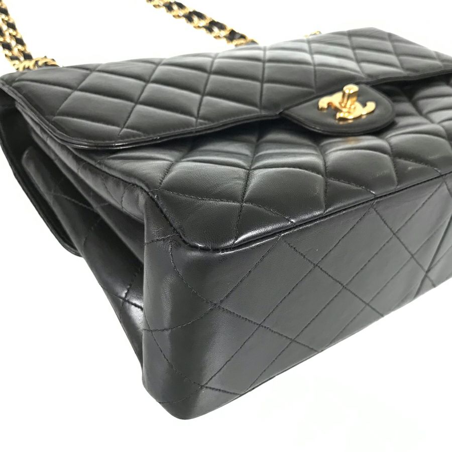 シャネル ショルダーバッグ