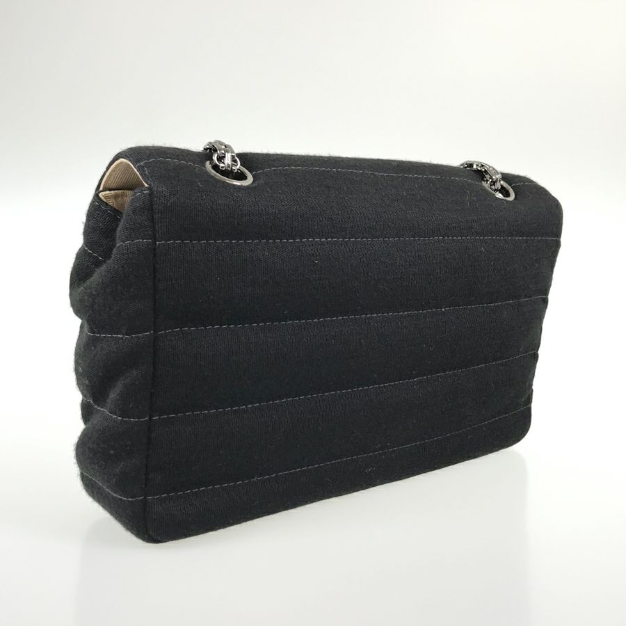 シャネル ショルダーバッグ