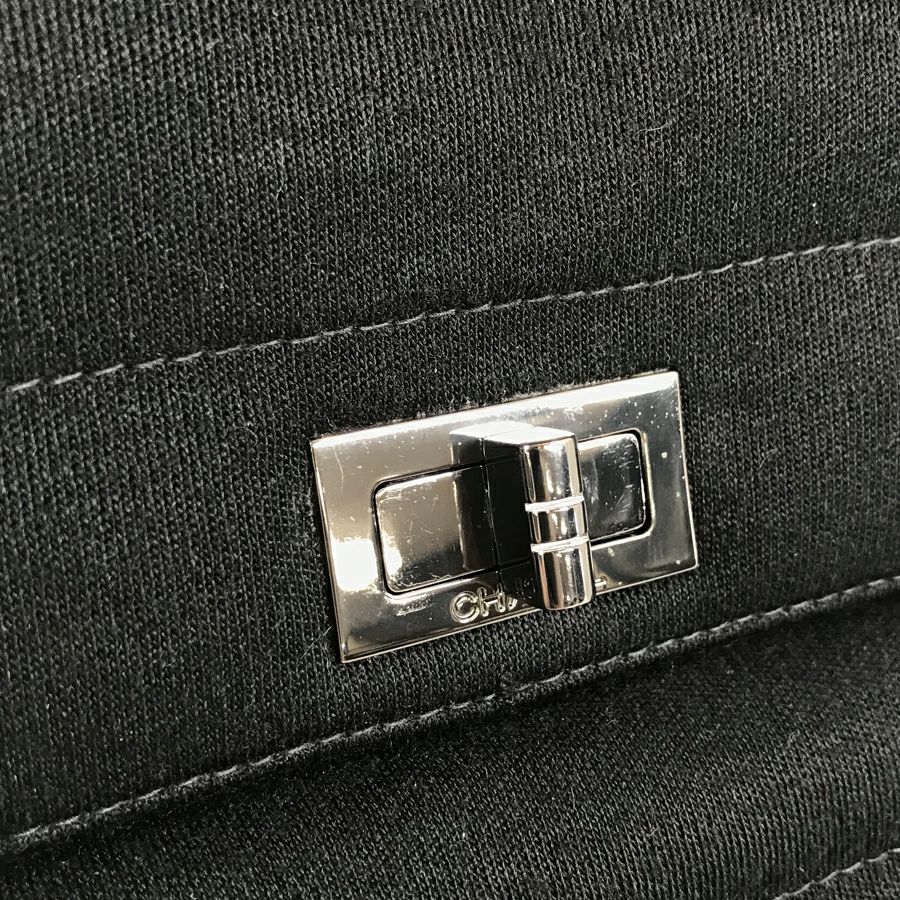 シャネル ショルダーバッグ