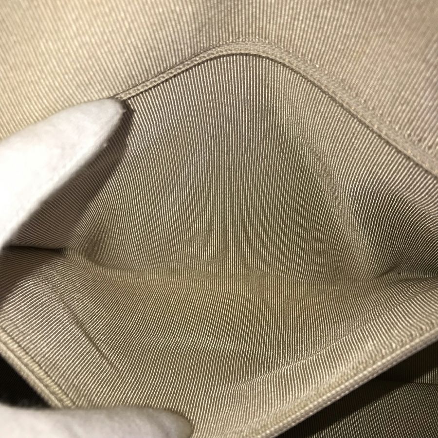 シャネル ショルダーバッグ