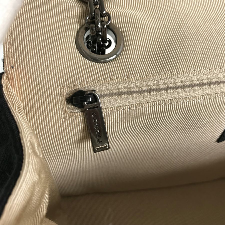 シャネル ショルダーバッグ