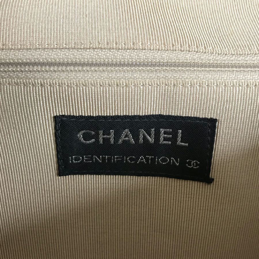 シャネル ショルダーバッグ
