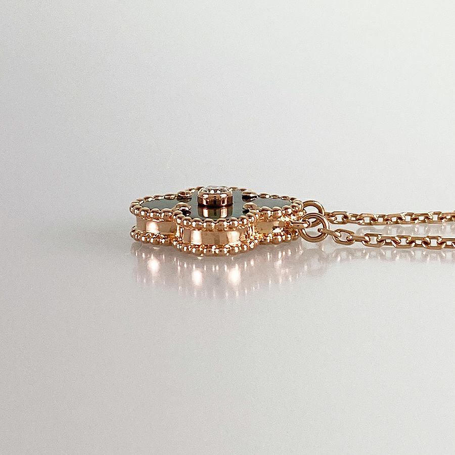 ヴァンクリーフ＆アーペル ネックレス