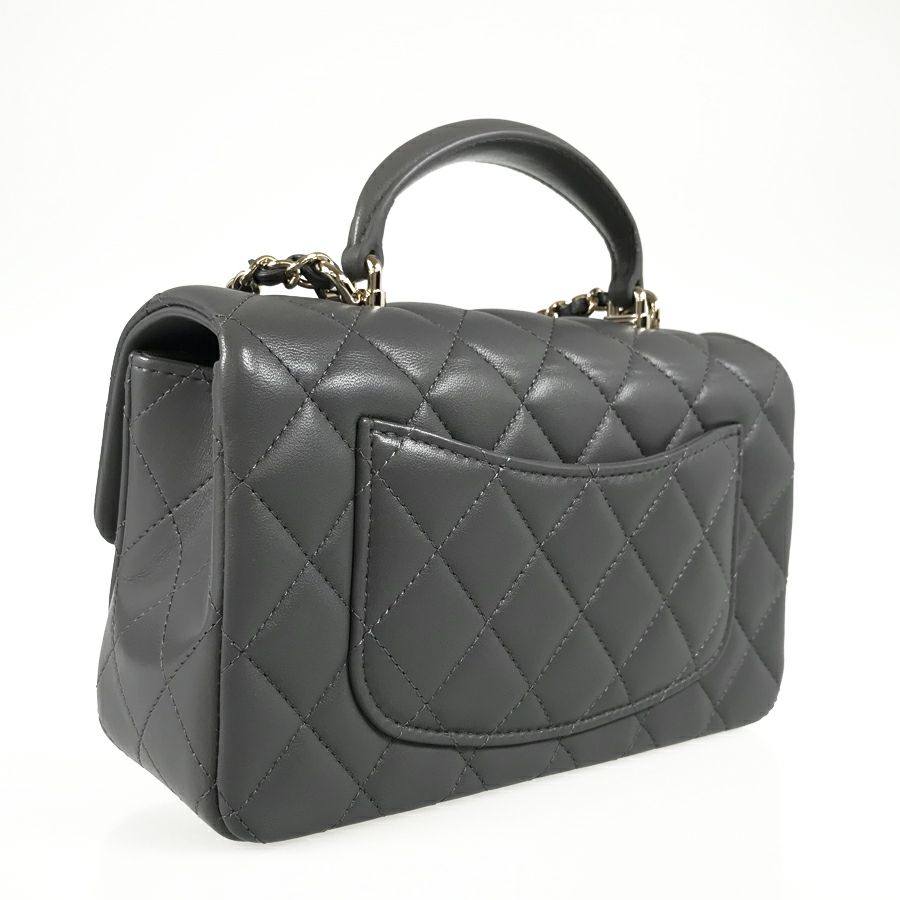 シャネル ショルダーバッグ