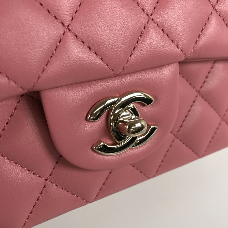 シャネル ショルダーバッグ