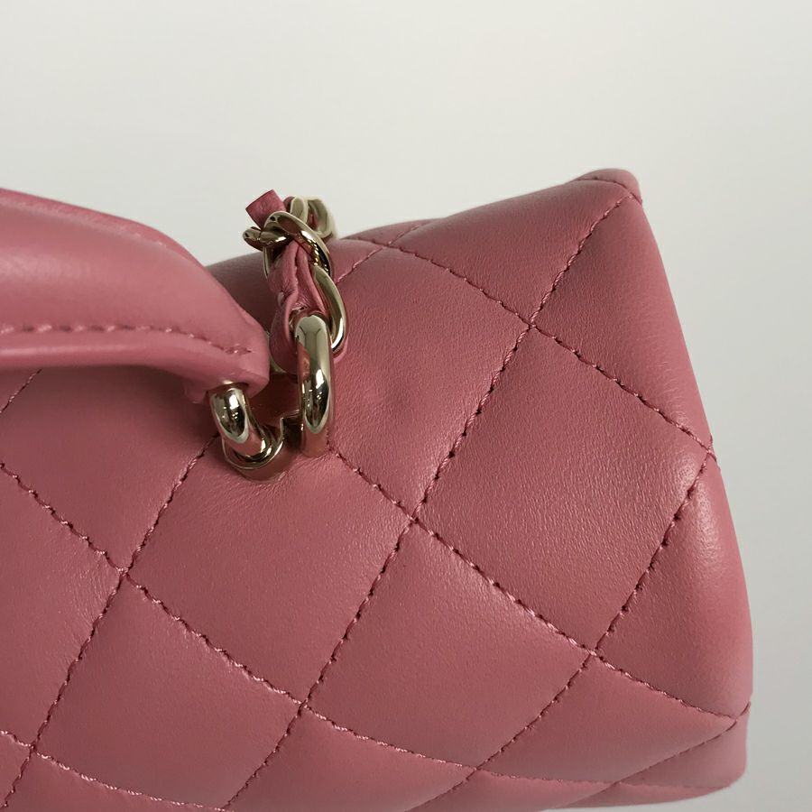 シャネル ショルダーバッグ