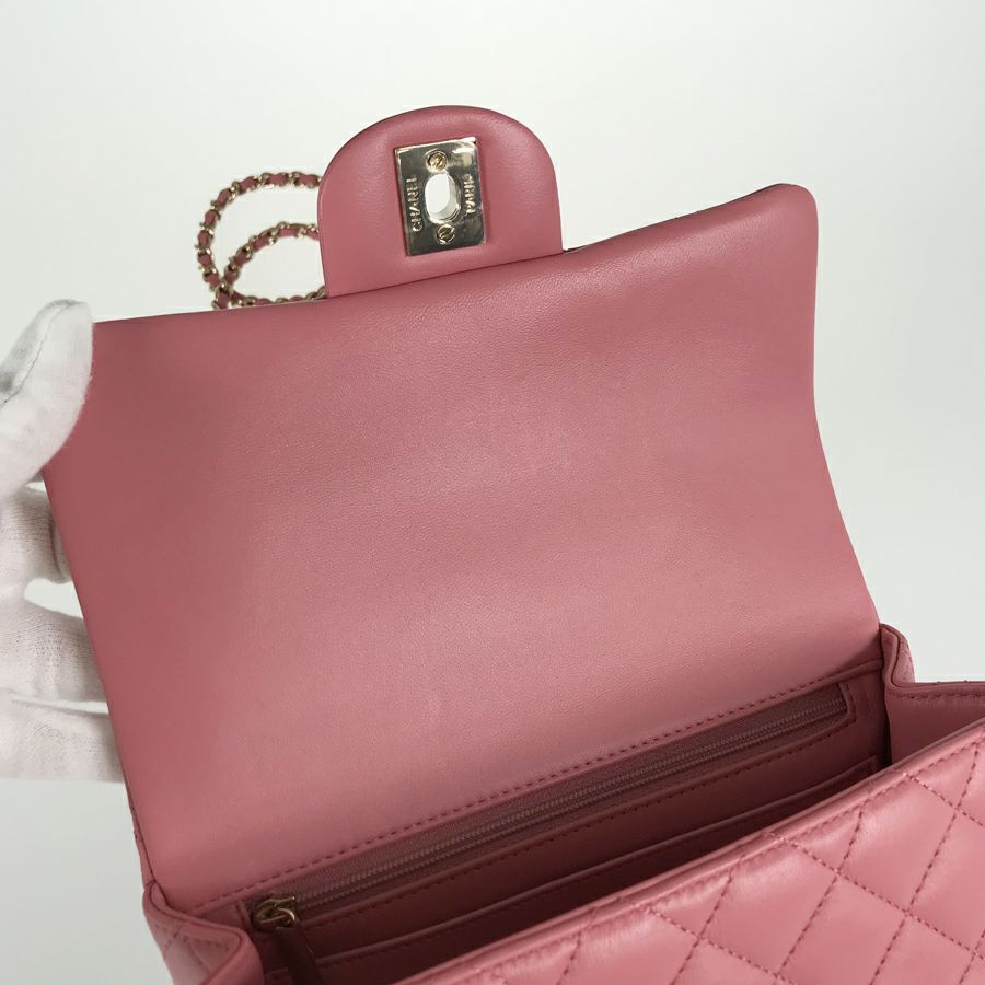 シャネル ショルダーバッグ