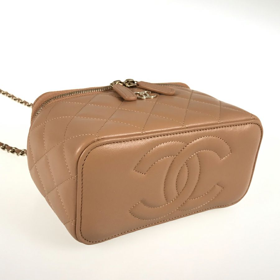 シャネル ショルダーバッグ