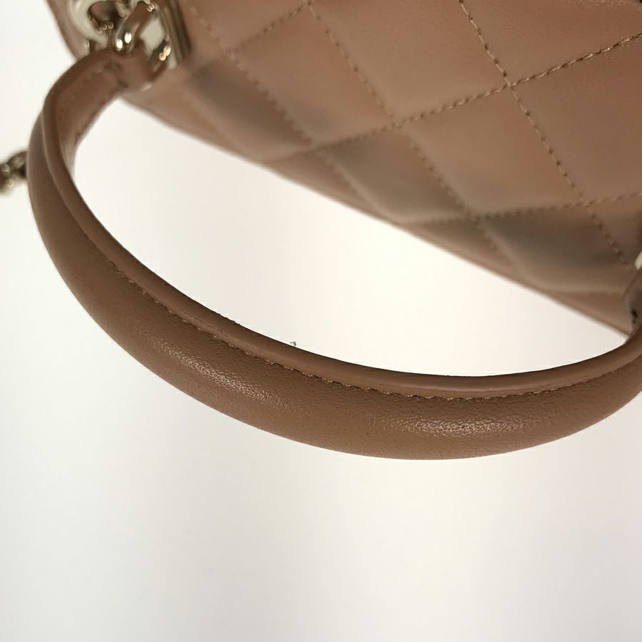 シャネル ショルダーバッグ