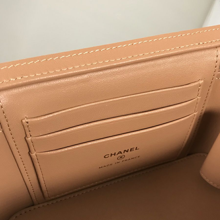 シャネル ショルダーバッグ