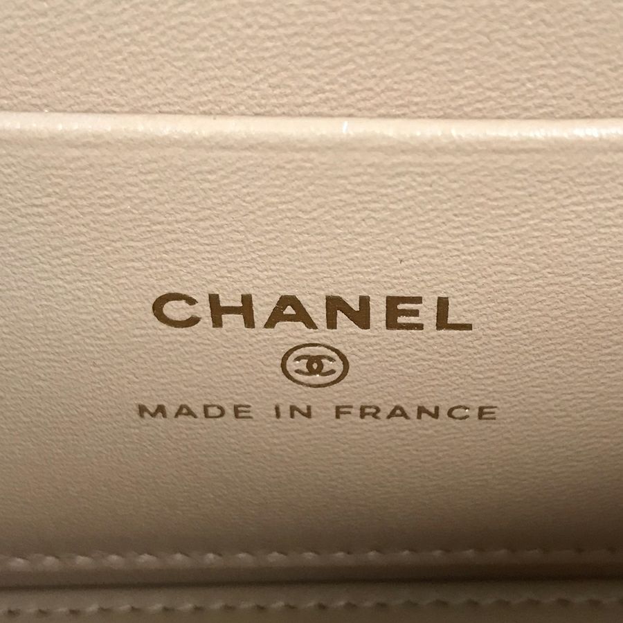 シャネル ショルダーバッグ