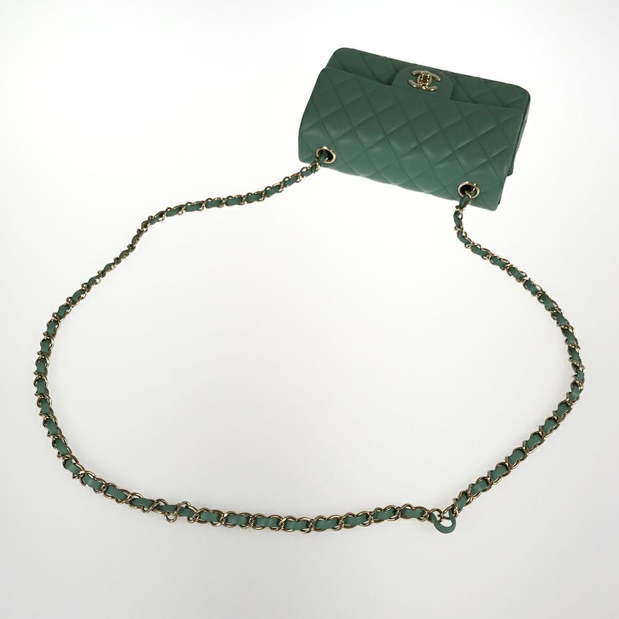 シャネル ショルダーバッグ