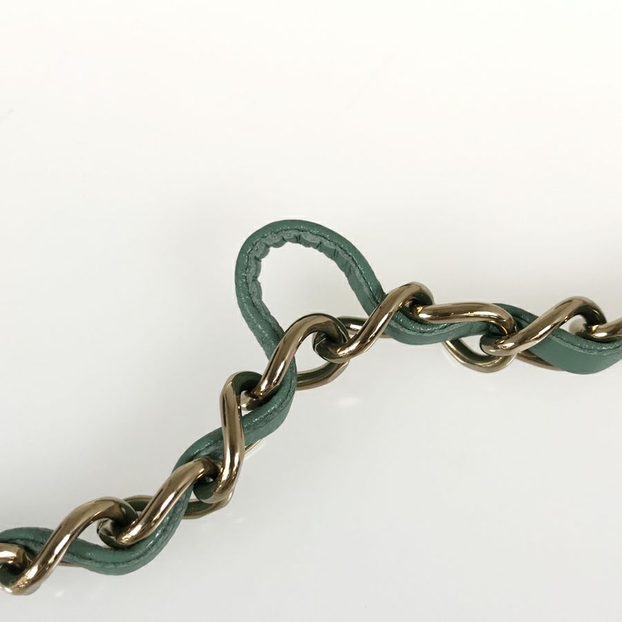 シャネル ショルダーバッグ