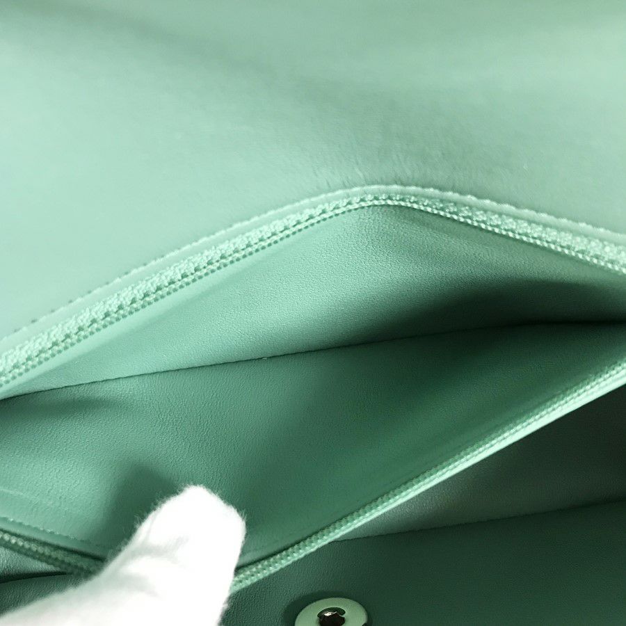 シャネル ショルダーバッグ